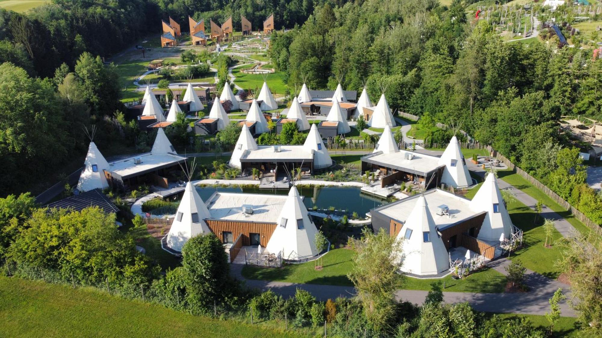 Ikuna Naturresort Natternbach Bagian luar foto